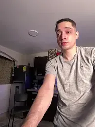 kevin_hotgirls stripchat stream image