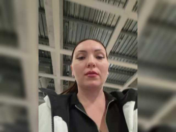 DIVORA bongacams stream image