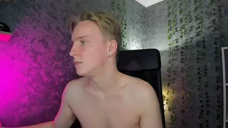 AlexxSweet stripchat stream image