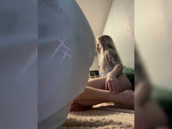 QueenKing bongacams stream image