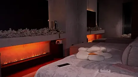 AlexisGraysX stripchat stream image