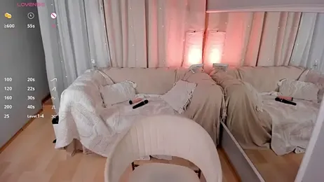 MilliMouse stripchat stream image