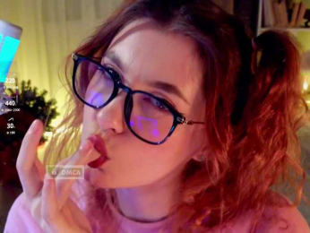HoneyCherry bongacams stream image