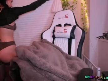 vivian_qwerty chaturbate stream image