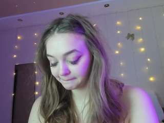 may-flowere camsoda stream image