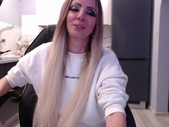 blondalina bongacams stream image
