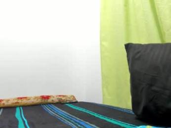 karoli_sanz chaturbate stream image, 19.01.2026 20:30