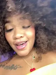 riri_brunnete stripchat stream image, 20.01.2026 02:10