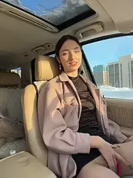 DollyTall stripchat stream image