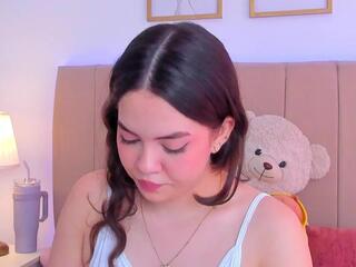 Bella Fontana flirt4free stream image