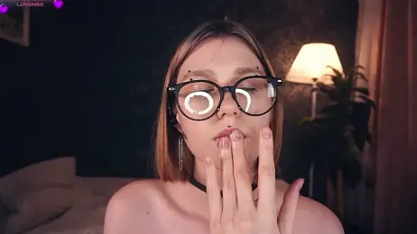 MoiraHavins stripchat stream image