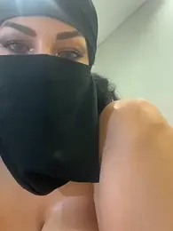 Amberonee31 stripchat stream image