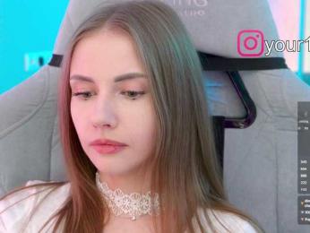 VikkiExtraCheese bongacams stream image