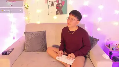 Young_Ben stripchat stream image