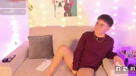 Young_Ben stripchat stream image