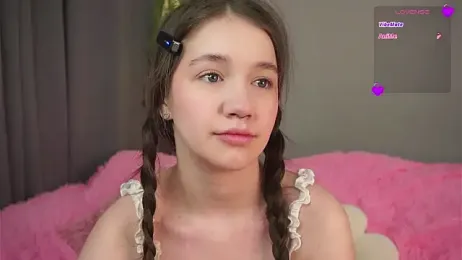 AmiLewis stripchat stream image