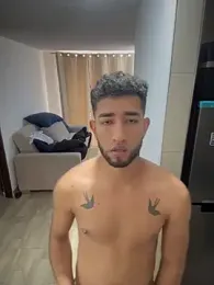 liam_bronw stripchat stream image