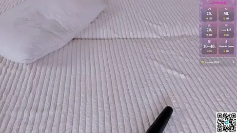 emmelieflorence stripchat stream image