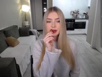 cute18cute chaturbate stream image