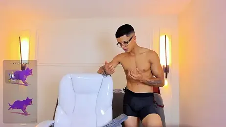 Paradise_boy_s stripchat stream image