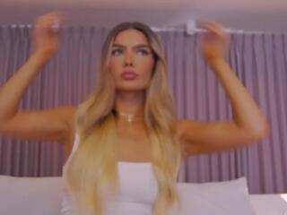 Anais A flirt4free stream image