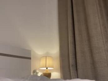 chloe_show chaturbate stream image