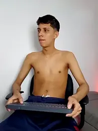 Alayn_sexy_ayes stripchat stream image, 29.01.2026 19:10