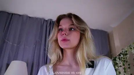 EdlinAlliston stripchat stream image