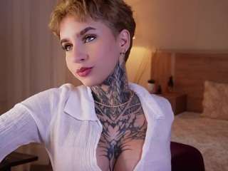 alicee-love camsoda stream image