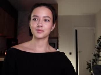 emilybatee chaturbate stream image