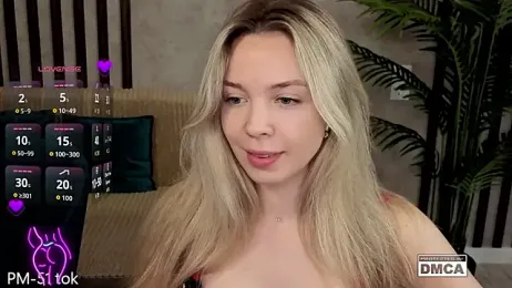 Holl1Would stripchat stream image