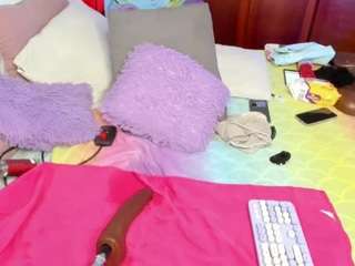 karenn-smith camsoda stream image