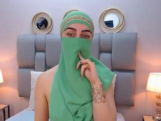 Aliah Manzur flirt4free stream image, 03.02.2026 11:30
