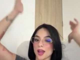 kiraalopez camsoda stream image