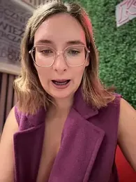 The_Snowwhitee stripchat stream image