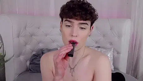 RobbyCharming stripchat stream image, 05.02.2026 04:00