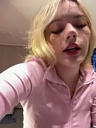 NicoleCut stripchat stream image, 06.02.2026 09:40