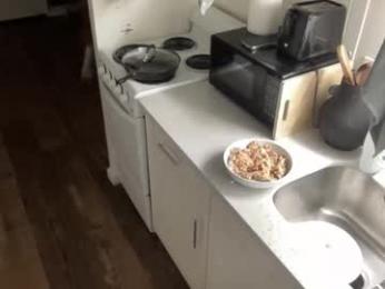 brokehungcollegeguy chaturbate stream image, 07.02.2026 08:50