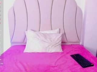 kaity-layne camsoda stream image