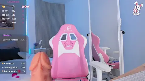 VirginChloe stripchat stream image, 12.02.2026 03:40