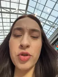 Holly_Play stripchat stream image, 13.02.2026 12:00