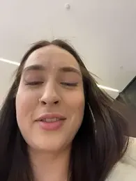 Holly_Play stripchat stream image, 13.02.2026 12:00