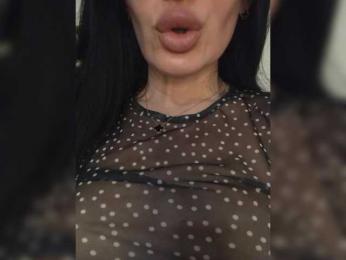 Black_chick bongacams stream image