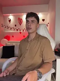 AdrianRinaldi stripchat stream image