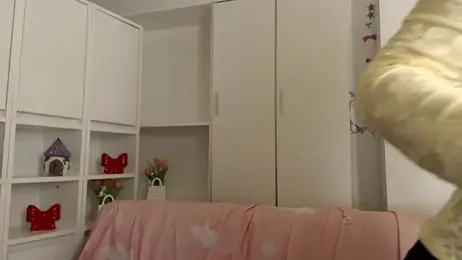 _karolynesyera_ stripchat stream image