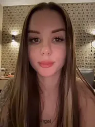 Alina_Vibe_Me stripchat stream image