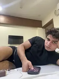Vihaaanfucks stripchat stream image, 18.02.2026 10:30