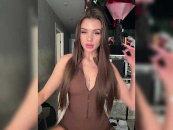 SweetyMia bongacams stream image, 18.02.2026 11:00