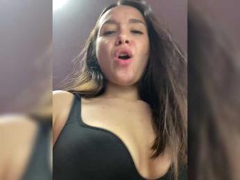 Queen-of-squirt bongacams stream image