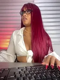 riri_brunnete stripchat stream image, 19.02.2026 04:10